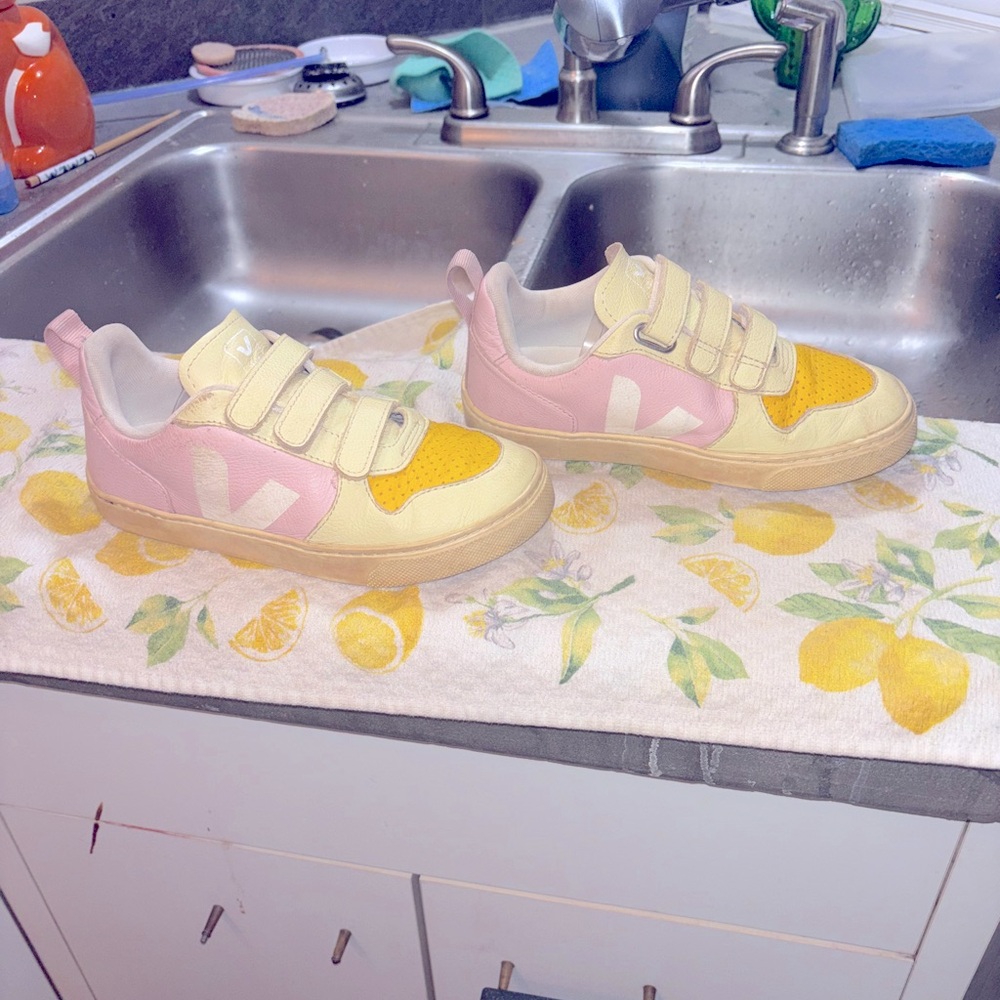 Play shoes! Kids Vejas that need TLC
